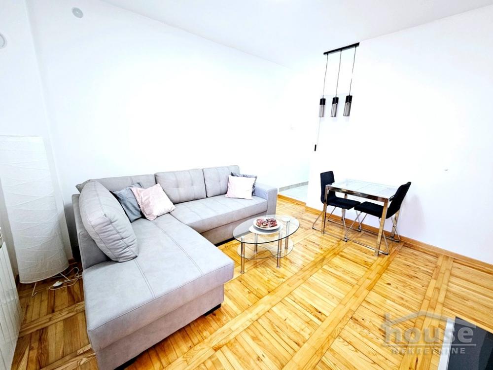 Slika 3 - Stan,NOVI SAD,BULEVAR EVROPE,kv: 37.00, € 123600, ID: 1064763