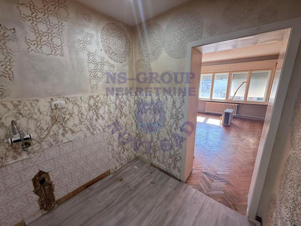 Slika 4 - Dvosoban, 56m2, Novi Sad centar Novi Sad