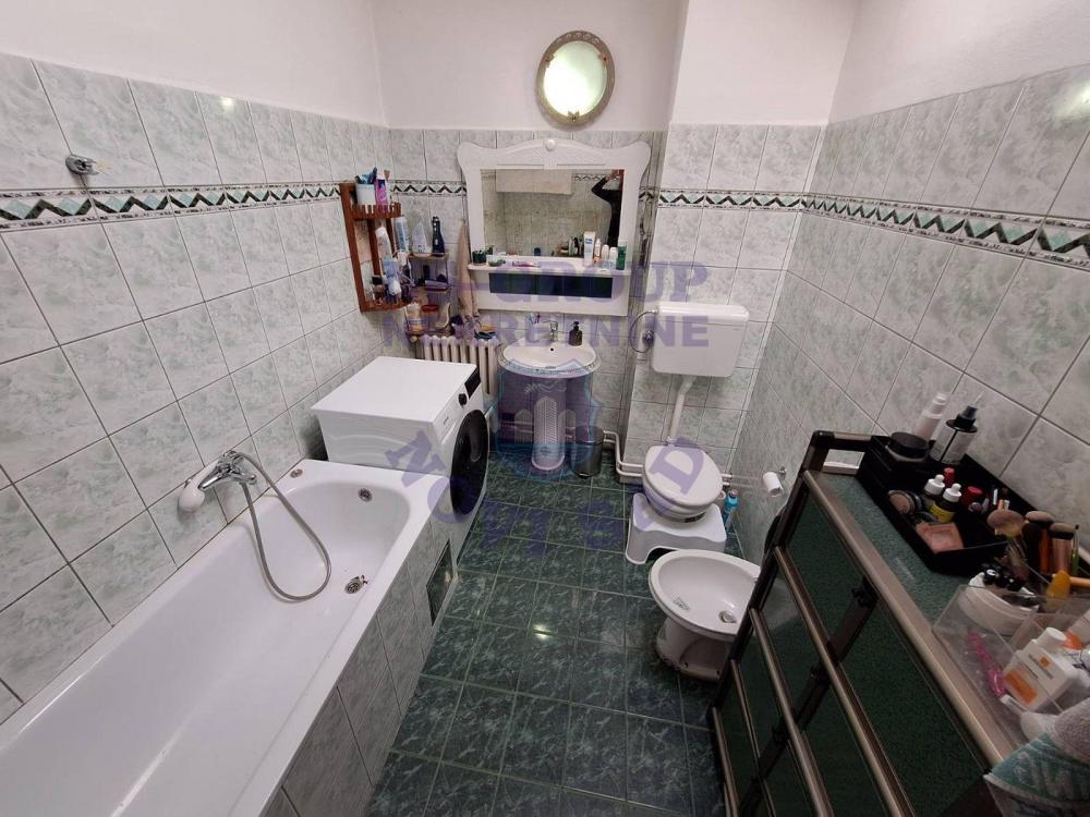 Slika 9 - Fantastican trosoban stan na Novom Naselju!