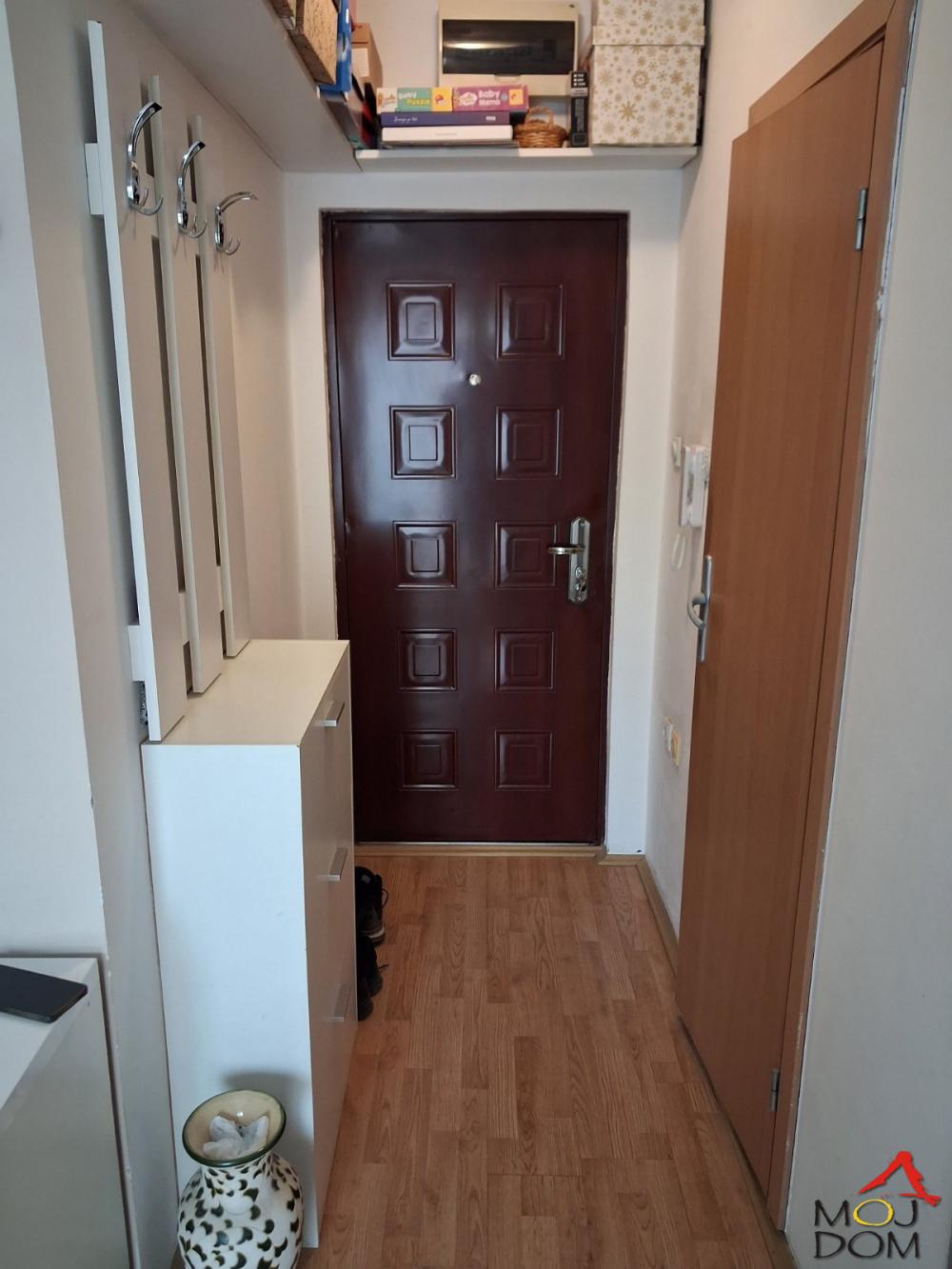 Slika 6 - Stan,NOVI SAD,SOMBORSKI BULEVAR,kv: 31, € 97850, ID: 1032219
