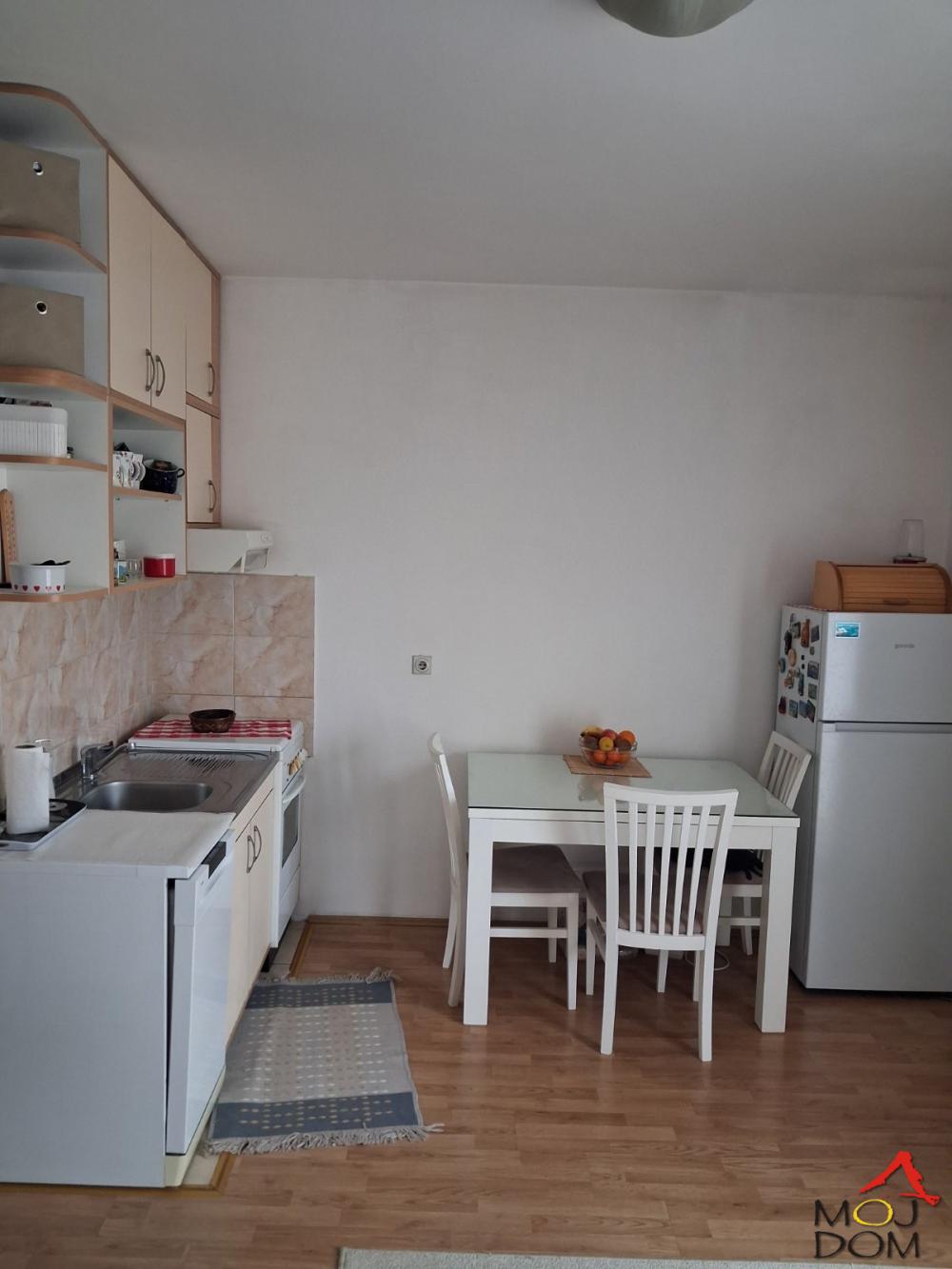 Slika 1 - Stan,NOVI SAD,SOMBORSKI BULEVAR,kv: 31, € 97850, ID: 1032219