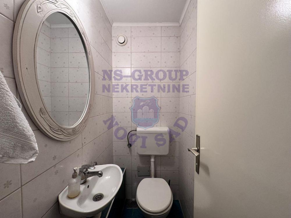 Slika 2 - Na prodaju stan na Limanu 4