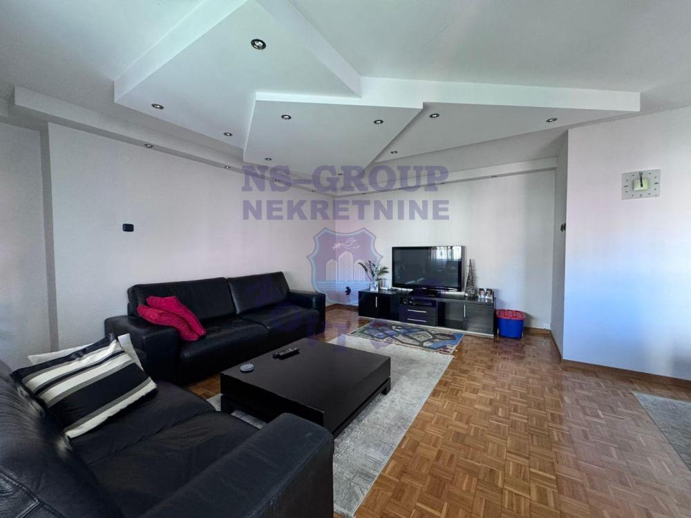 Slika 8 - Na prodaju stan na Limanu 4