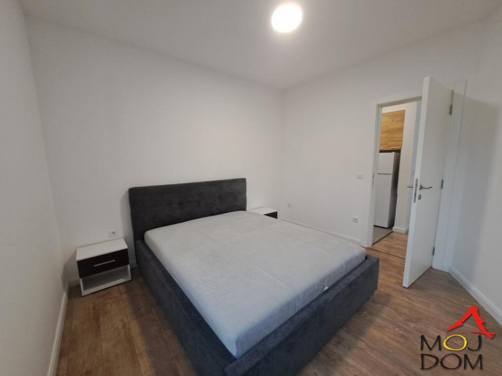 Slika 5 - Stan,NOVI SAD,SAJAM,kv: 57, € 196670, ID: 1030761