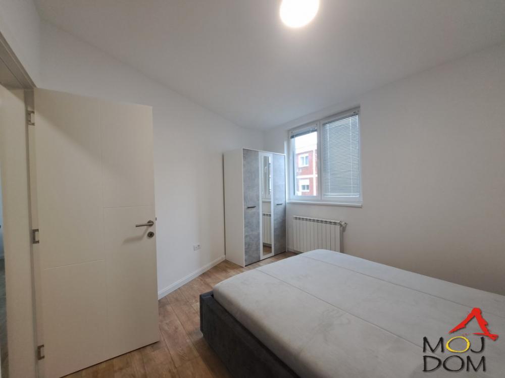 Slika 7 - Stan,NOVI SAD,SAJAM,kv: 57, € 196670, ID: 1030761