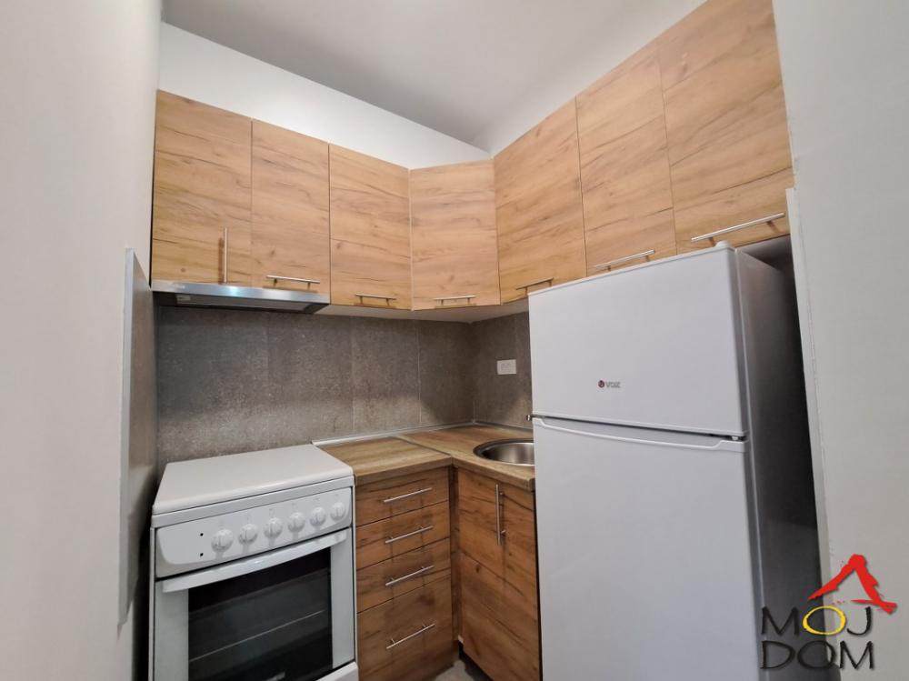 Slika 3 - Stan,NOVI SAD,SAJAM,kv: 57, € 196670, ID: 1030761