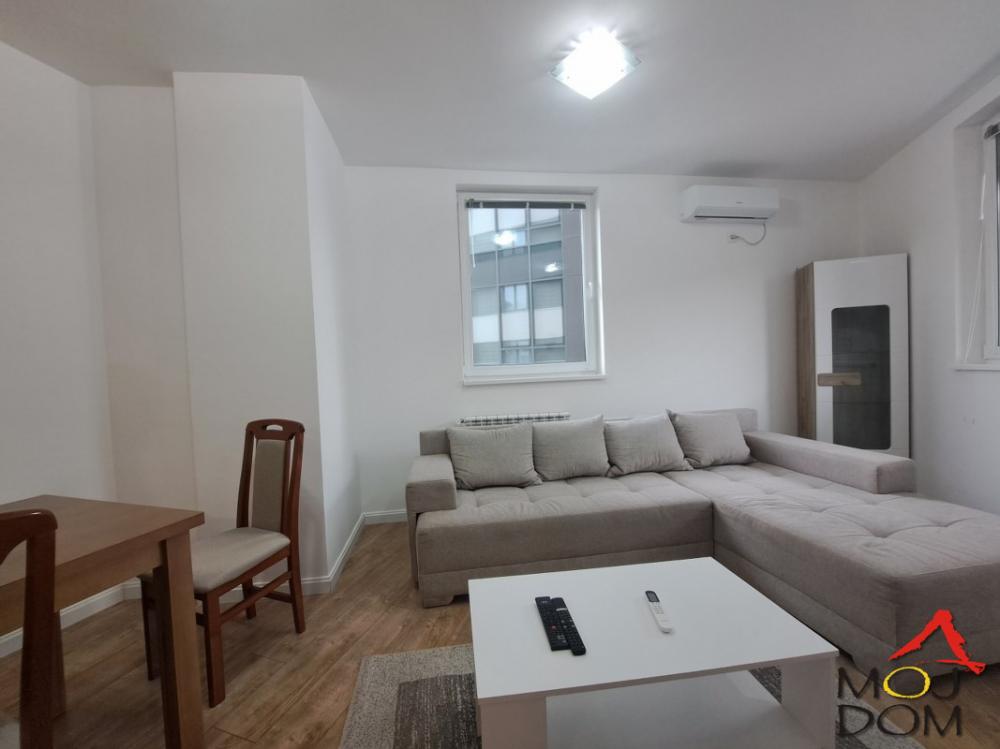 Slika 2 - Stan,NOVI SAD,SAJAM,kv: 57, € 196670, ID: 1030761