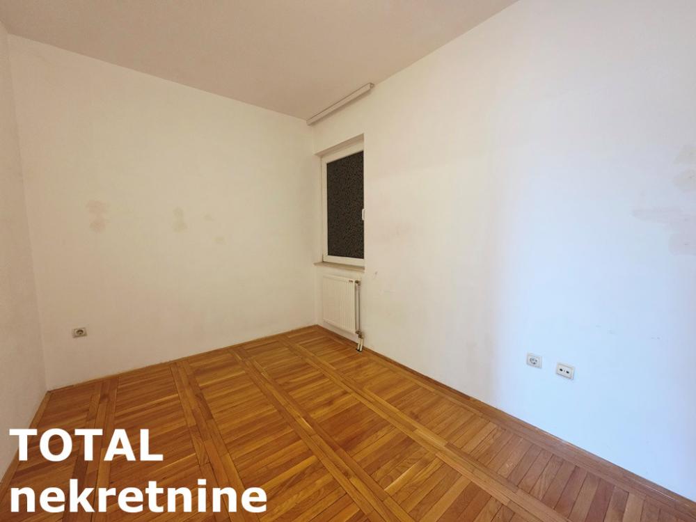 Slika 8 - Stan,NOVI SAD,GRBAVICA,kv: 70.00, € 175000, ID: 1102585