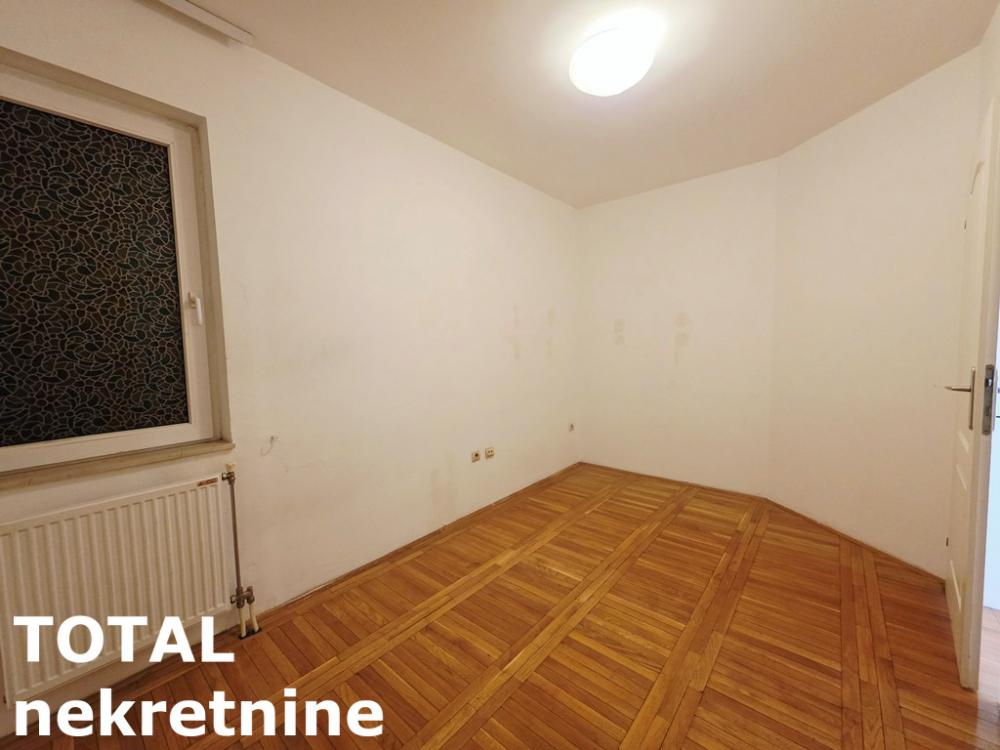 Slika 9 - Stan,NOVI SAD,GRBAVICA,kv: 70.00, € 175000, ID: 1102585