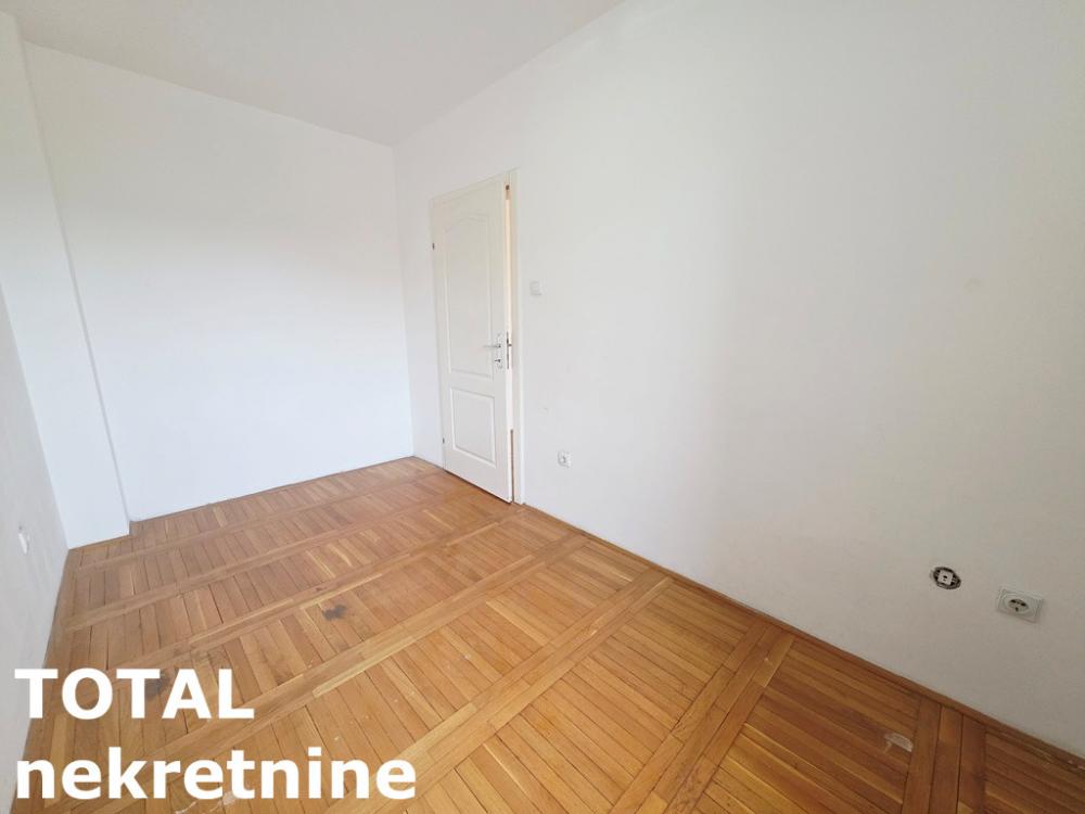 Slika 7 - Stan,NOVI SAD,GRBAVICA,kv: 70.00, € 175000, ID: 1102585