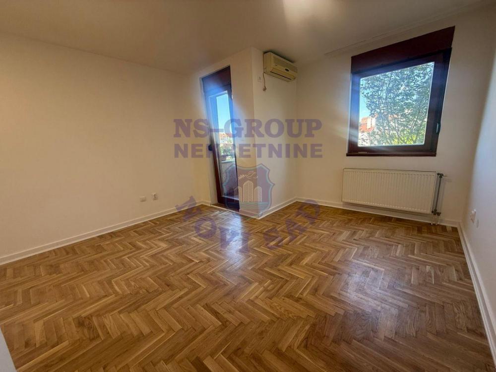 Glavna slika -Odličan dvosoban stan na Novoj Detelinari! š. 569433