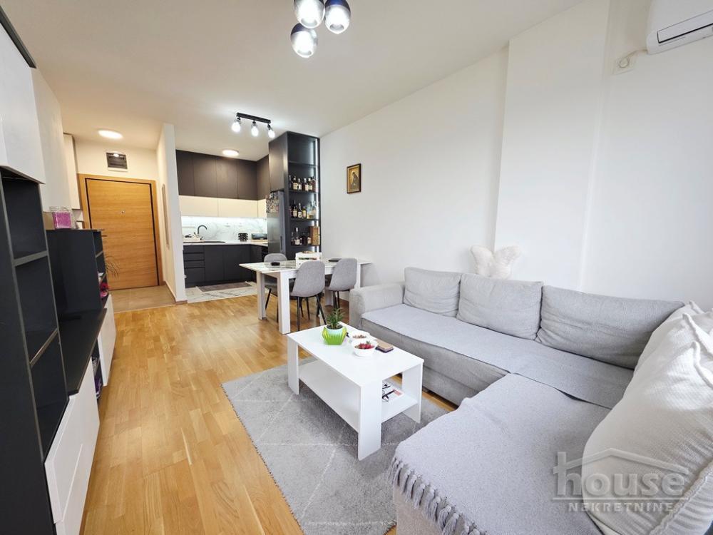Glavna slika -Stan,NOVI SAD,AVIJACIJA,kv: 44.00, € 122000, ID: 1065729