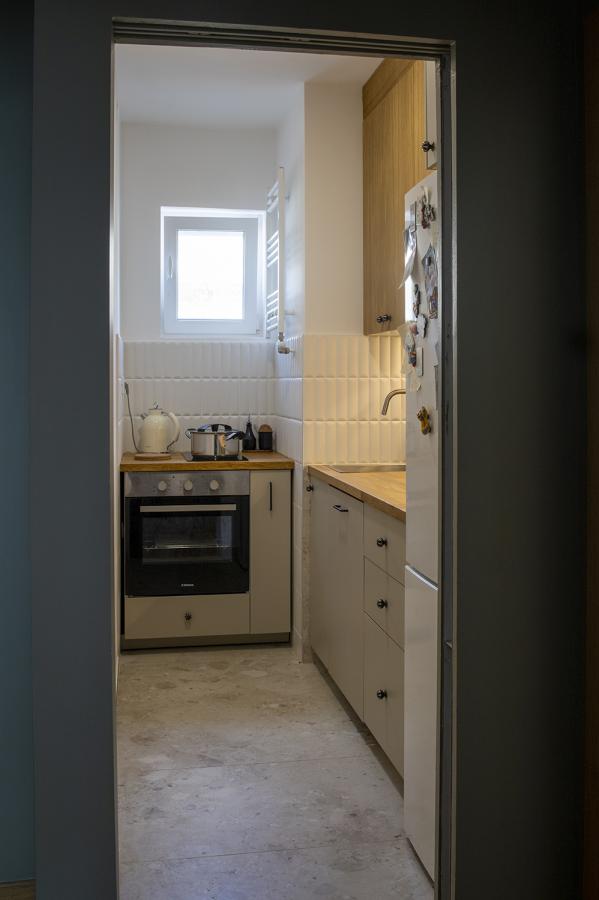 Slika 9 - Trosoban, 80m2, Podbara Novi Sad, sa terasom