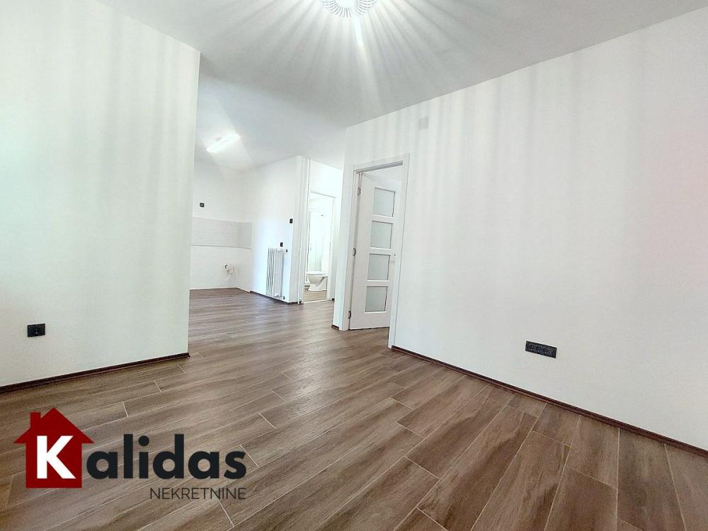 Slika 3 - Stan,NOVI SAD,NOVO NASELJE,kv: 34, € 108000, ID: 1008766