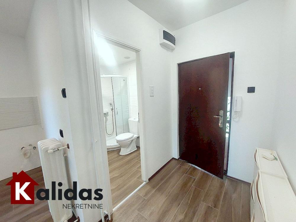 Slika 10 - Stan,NOVI SAD,NOVO NASELJE,kv: 34, € 108000, ID: 1008766