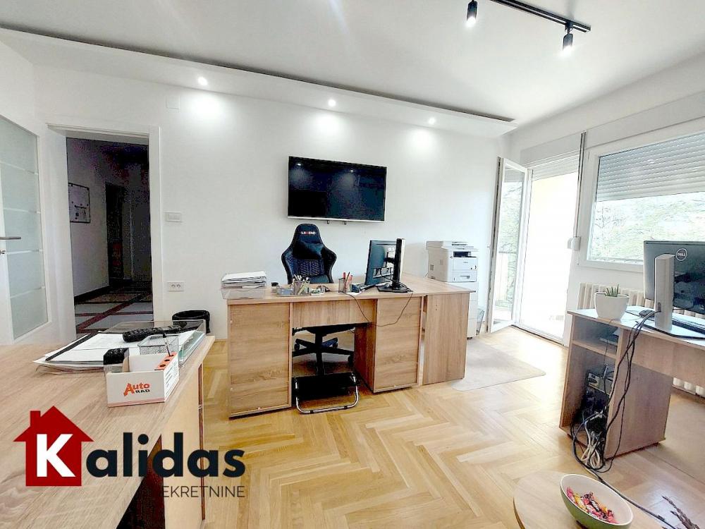 Slika 4 - Stan,NOVI SAD,LIMAN 2,kv: 77, € 268000, ID: 1008767