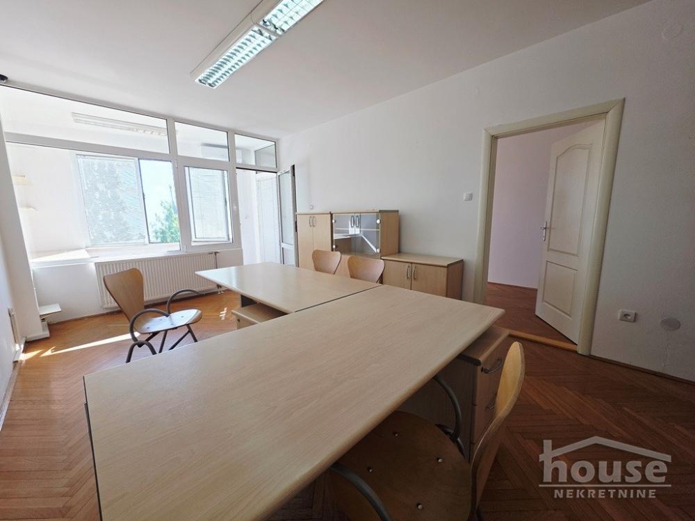 Slika 1 - Stan,NOVI SAD,BULEVAR,kv: 46.00, € 143000, ID: 1065735
