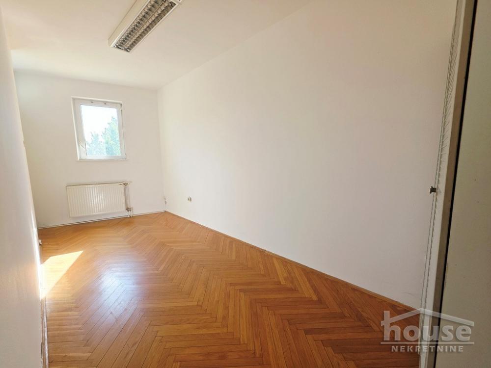 Slika 6 - Stan,NOVI SAD,BULEVAR,kv: 46.00, € 143000, ID: 1065735