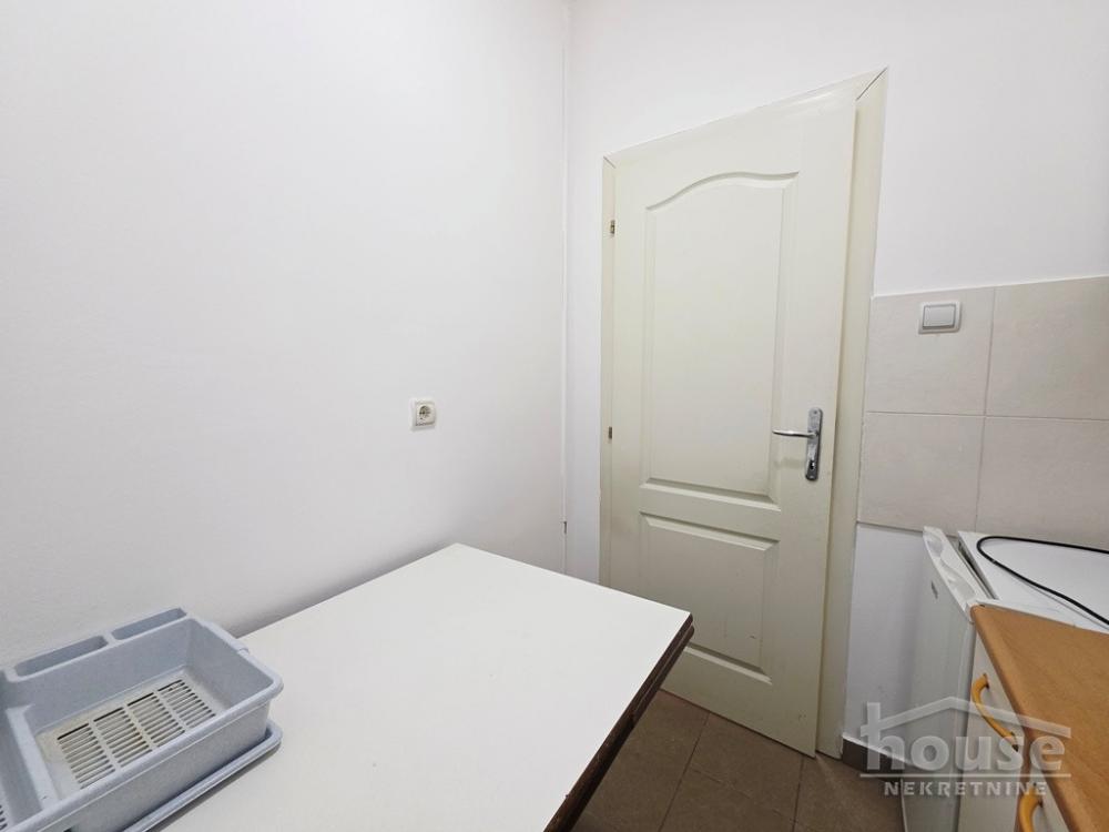 Slika 5 - Stan,NOVI SAD,BULEVAR,kv: 46.00, € 143000, ID: 1065735