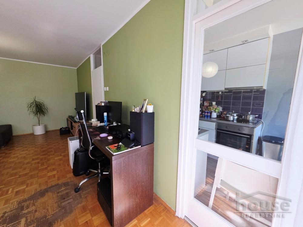 Slika 9 - Stan,NOVI SAD,LIMAN 2,kv: 75.00, € 217500, ID: 1065572