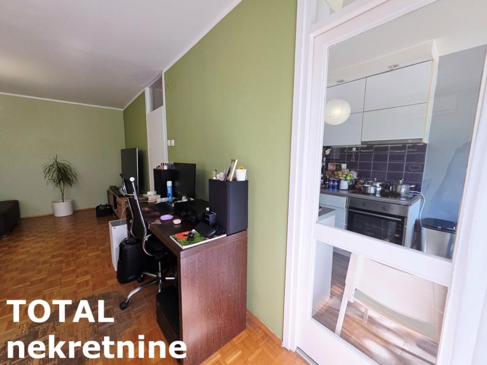 Slika 9 - Stan,NOVI SAD,LIMAN 2,kv: 75.00, € 217500, ID: 1102420