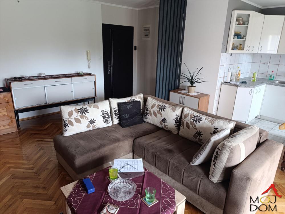 Slika 2 - Stan,NOVI SAD,AVIJACIJA,kv: 56, € 141100, ID: 1032223