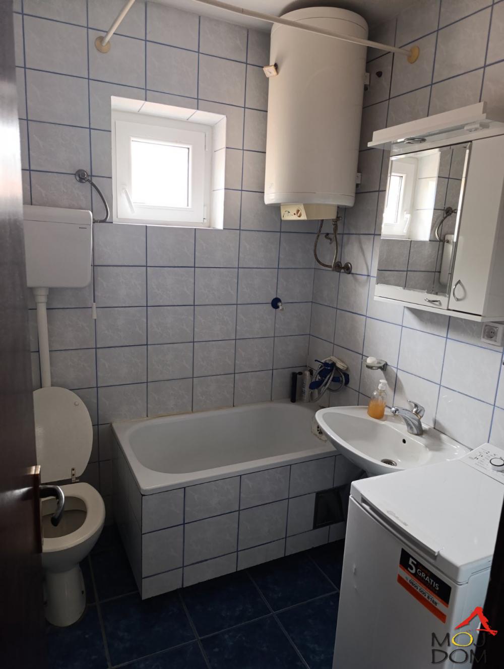 Slika 5 - Stan,NOVI SAD,AVIJACIJA,kv: 56, € 141100, ID: 1032223