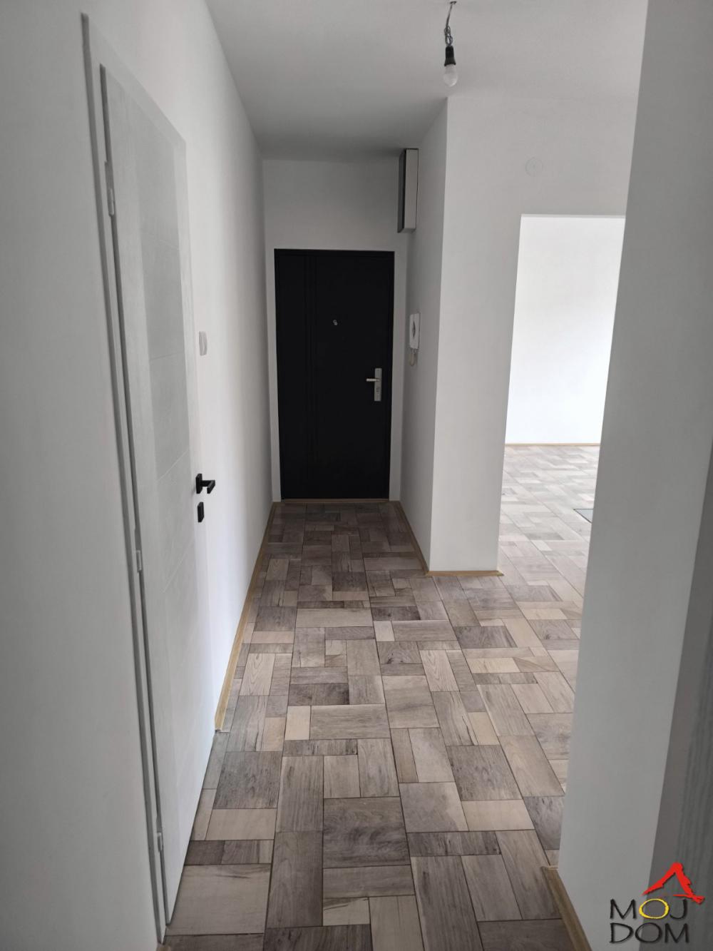 Slika 7 - Stan,NOVI SAD,GRBAVICA,kv: 52, € 175000, ID: 1031888