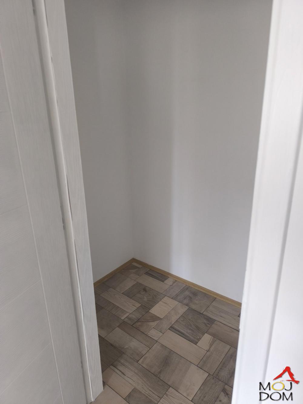 Slika 11 - Stan,NOVI SAD,GRBAVICA,kv: 52, € 175000, ID: 1031888