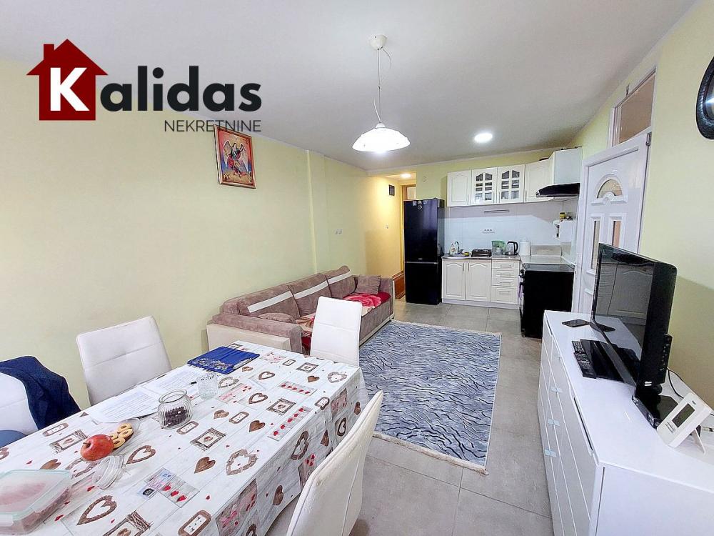 Slika 3 - Stan,NOVI SAD,TELEP,kv: 37, € 66950, ID: 1008770