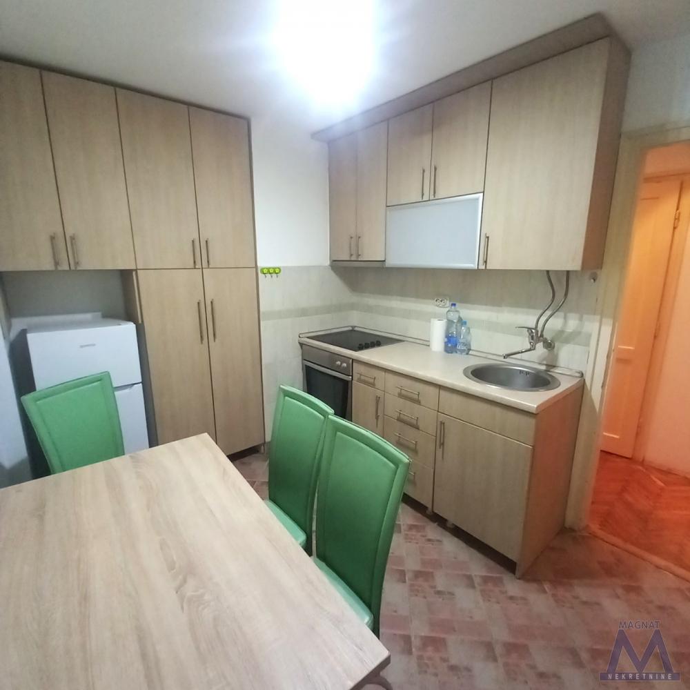 Slika 2 - Stan,NOVI SAD,DETELINARA,kv: 45, € 115900, ID: 1019355
