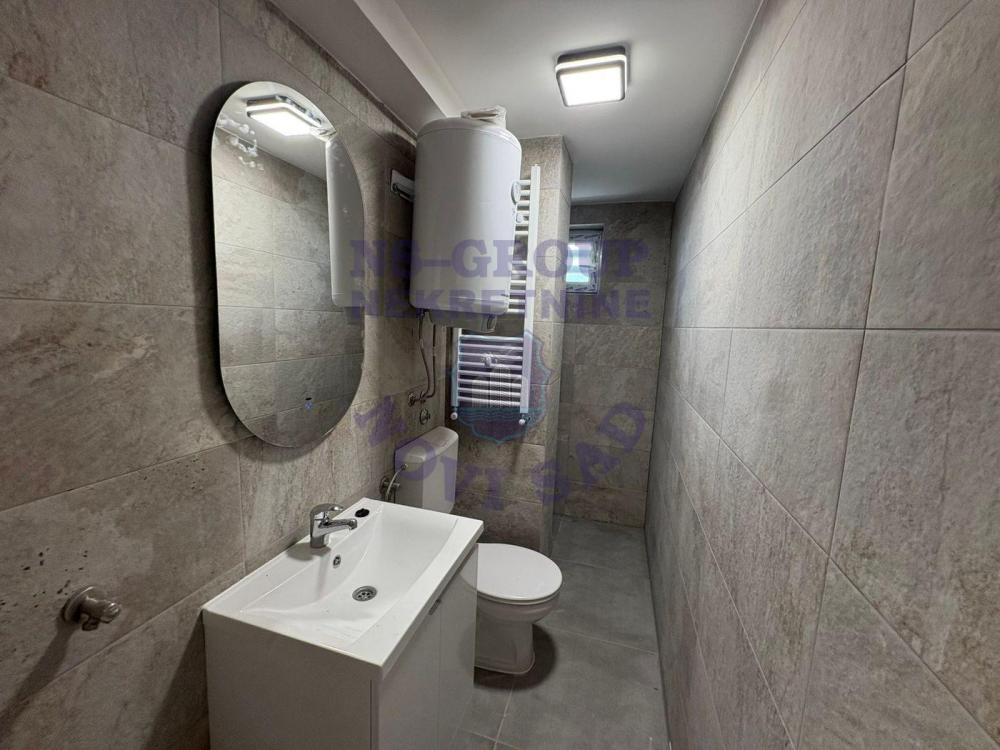 Slika 7 - Na prodaju dvosoban stan površine 38m², u neposrednoj blizini Novosadskog sajma. 