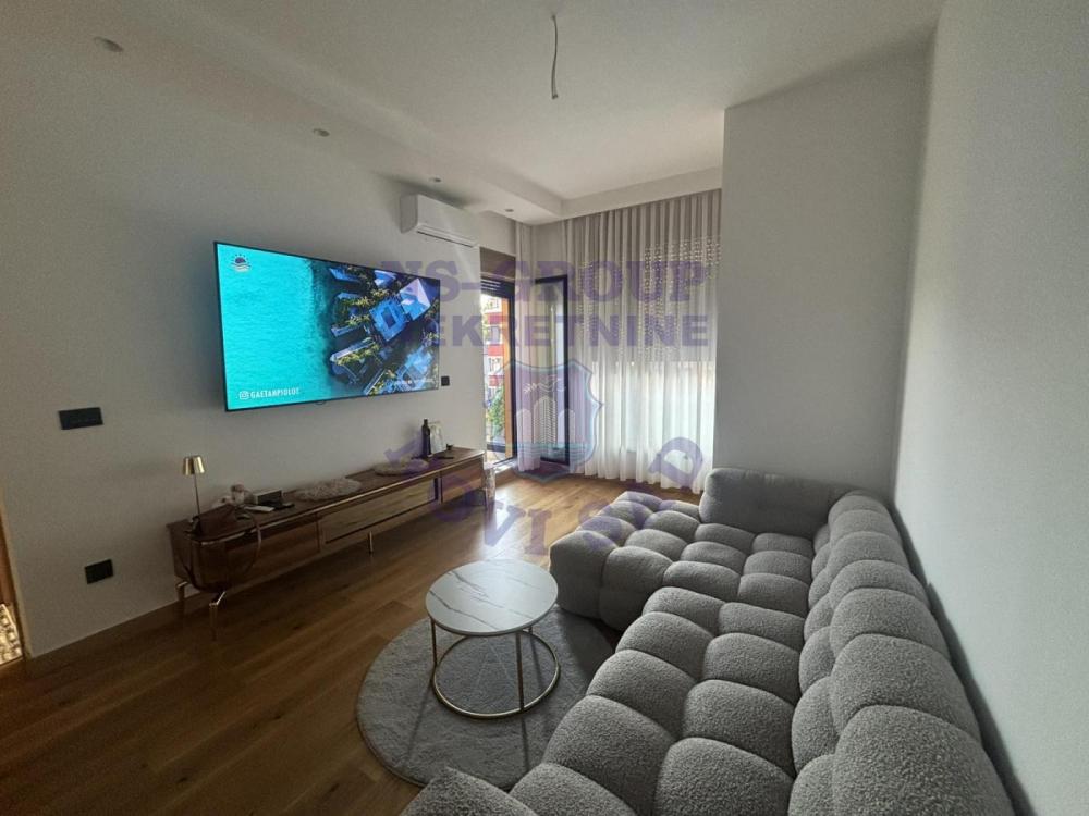 Slika 1 - Lux nekretnina na jednoj od najatraktivnijih lokacija u Novi Sad