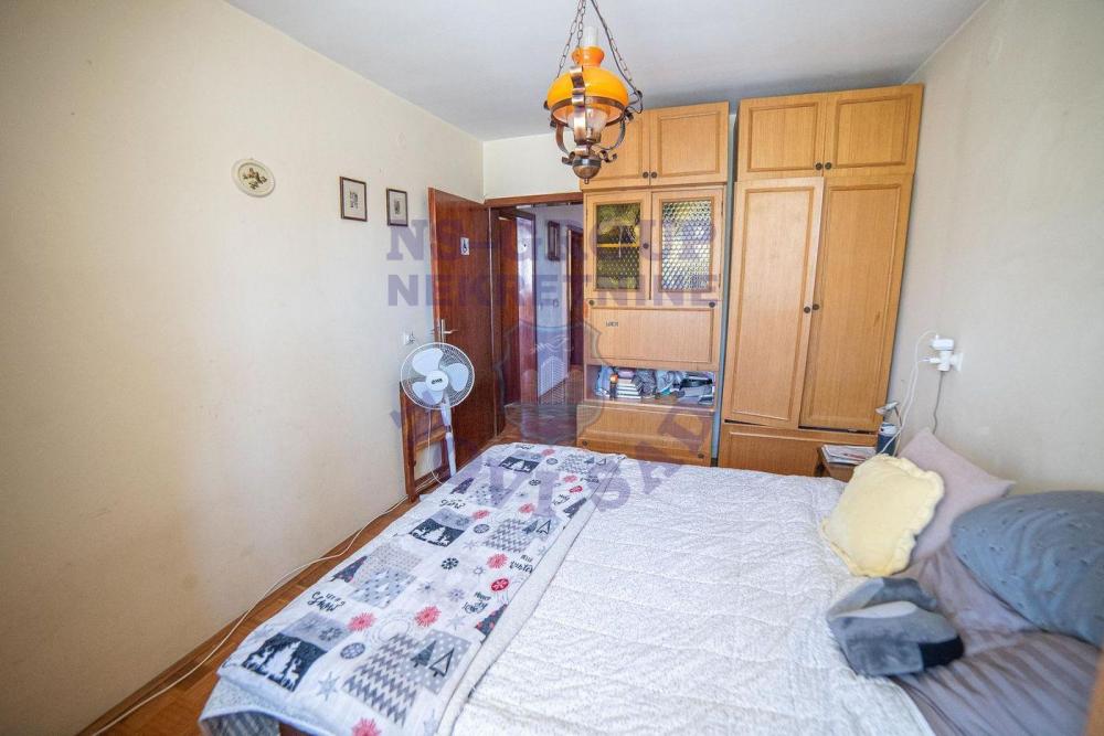 Slika 9 - SAMO KOD NAS! 86 m² PORODIČAN