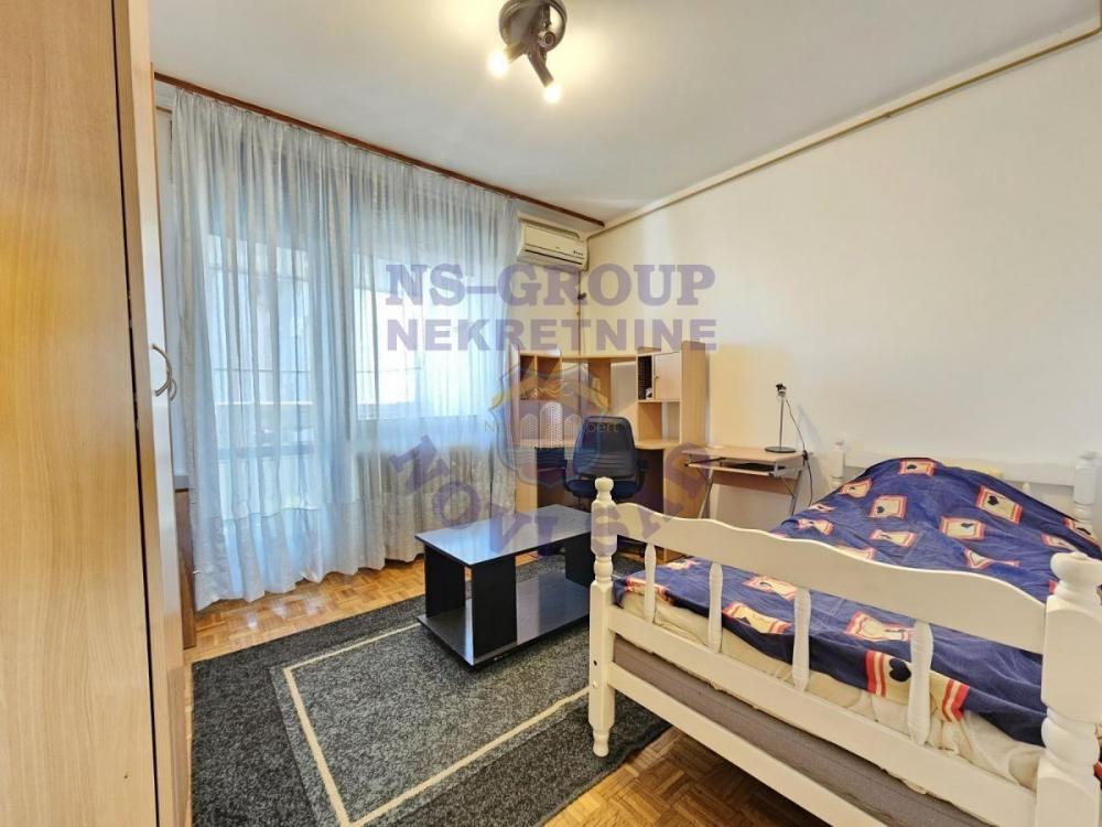 Slika 10 - Odlican trosoban stan na Novoj Detelinari!