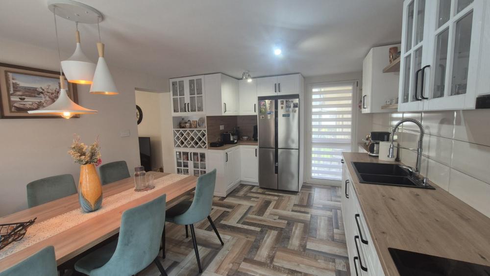 Slika 4 - Stan,NOVI SAD,PODBARA,kv: 72.00, € 222500, ID: 1059404