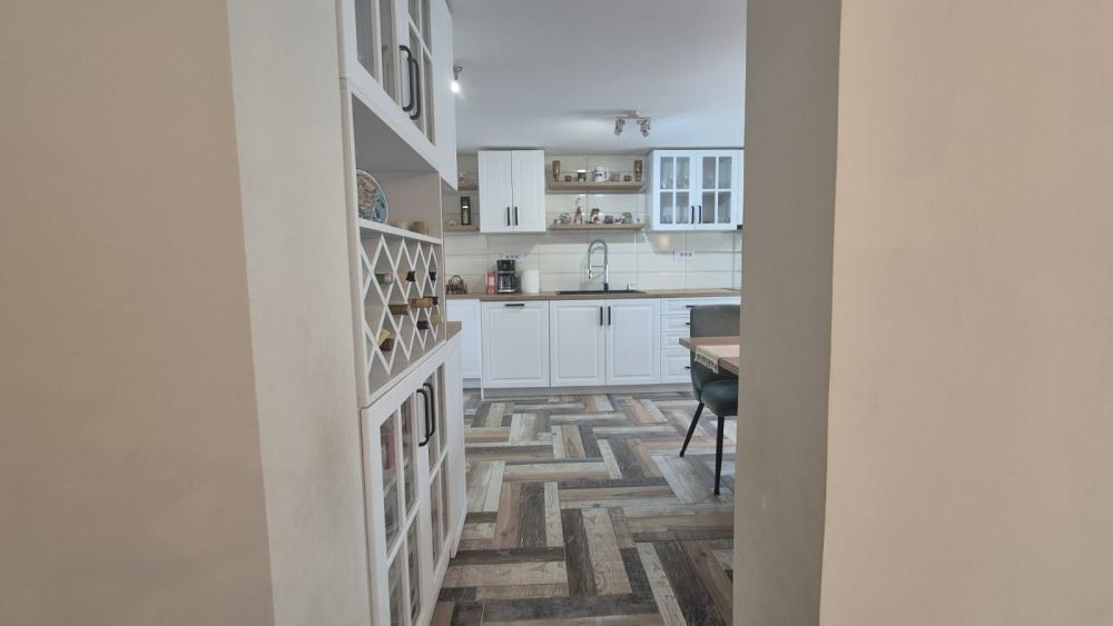 Slika 7 - Stan,NOVI SAD,PODBARA,kv: 72.00, € 222500, ID: 1059404