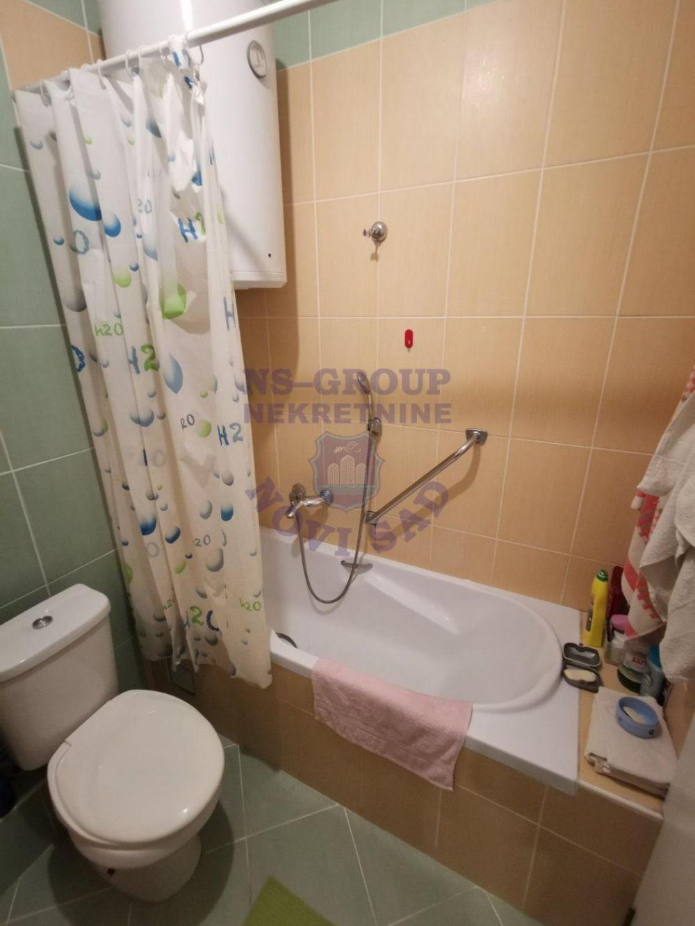 Slika 7 - Odlican dvoiposoban stan na Bulevaru!