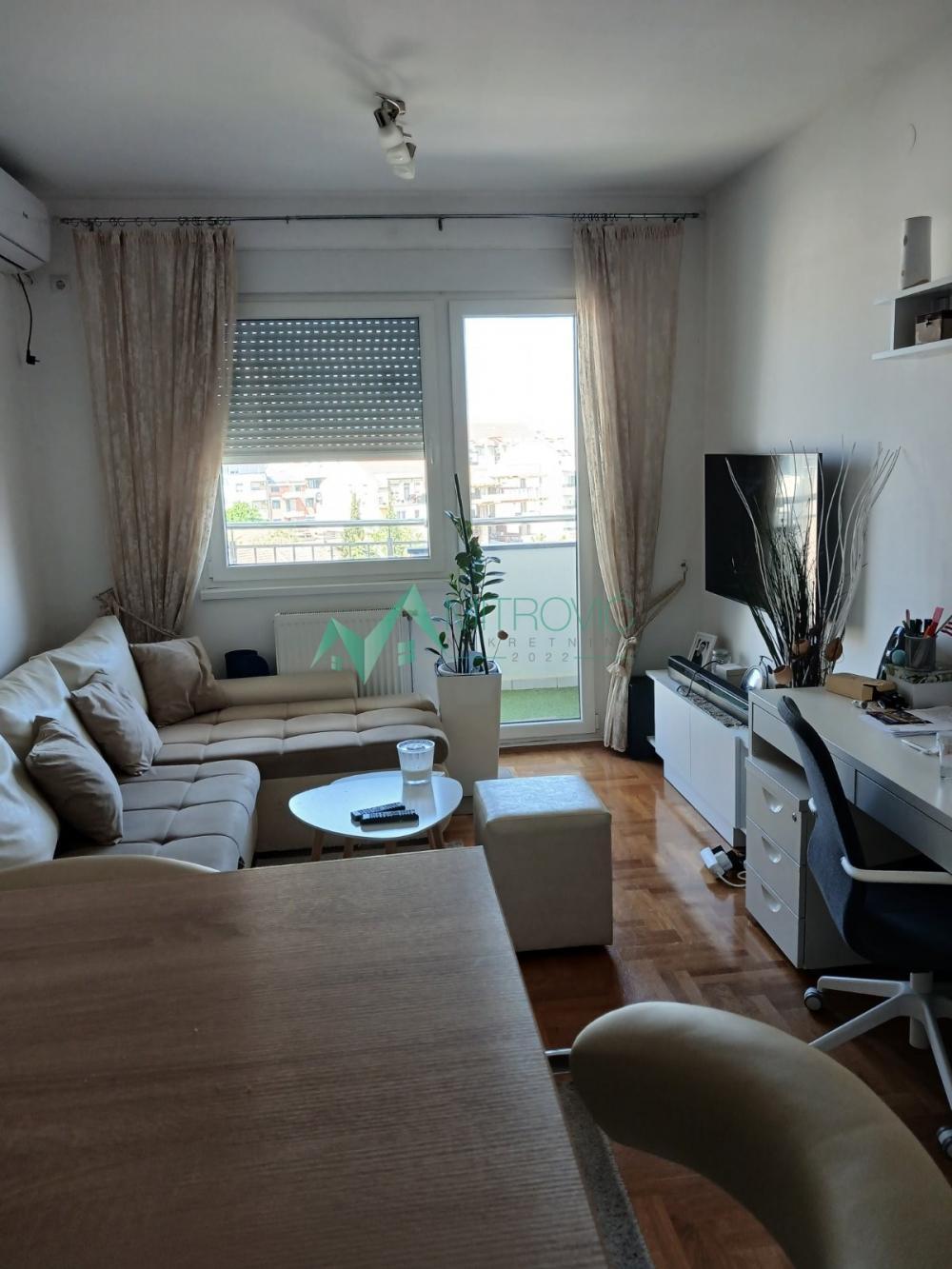Glavna slika -Novi Sad, Bulevar patrijarha Pavla, U ceni nameštaj 