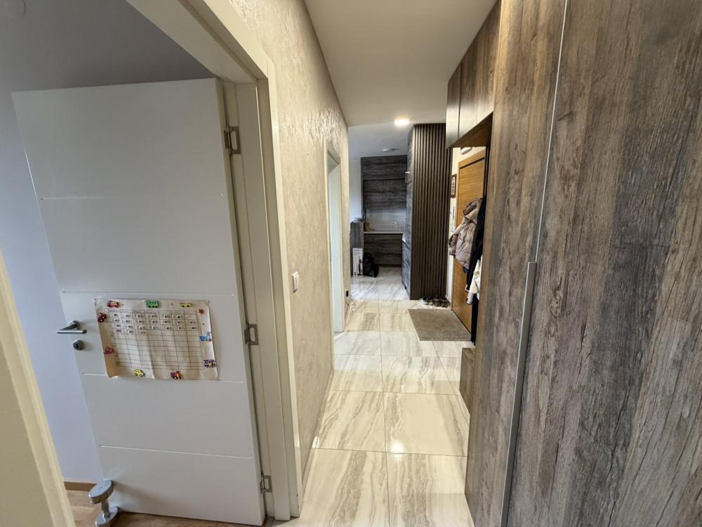Slika 9 - Stan,NOVI SAD,ADAMOVIĆEVO NASELJE,kv: 58.00, € 185400, ID: 1059410
