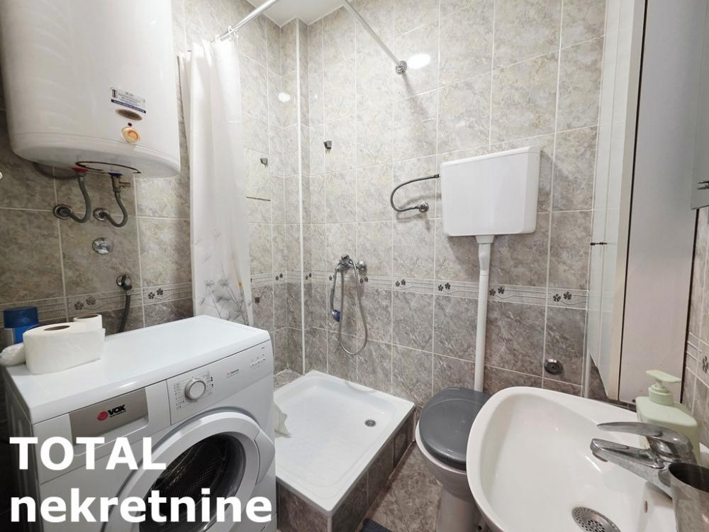 Slika 7 - Stan,NOVI SAD,CENTAR,kv: 29.00, € 88400, ID: 1102593
