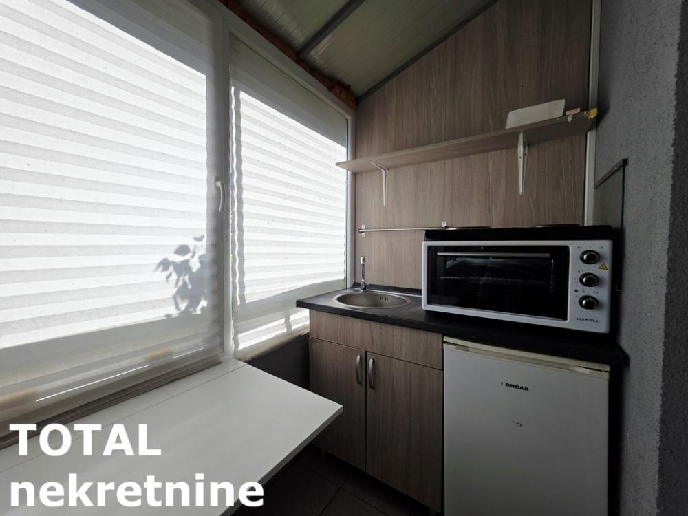 Slika 11 - Stan,NOVI SAD,CENTAR,kv: 29.00, € 88400, ID: 1102593