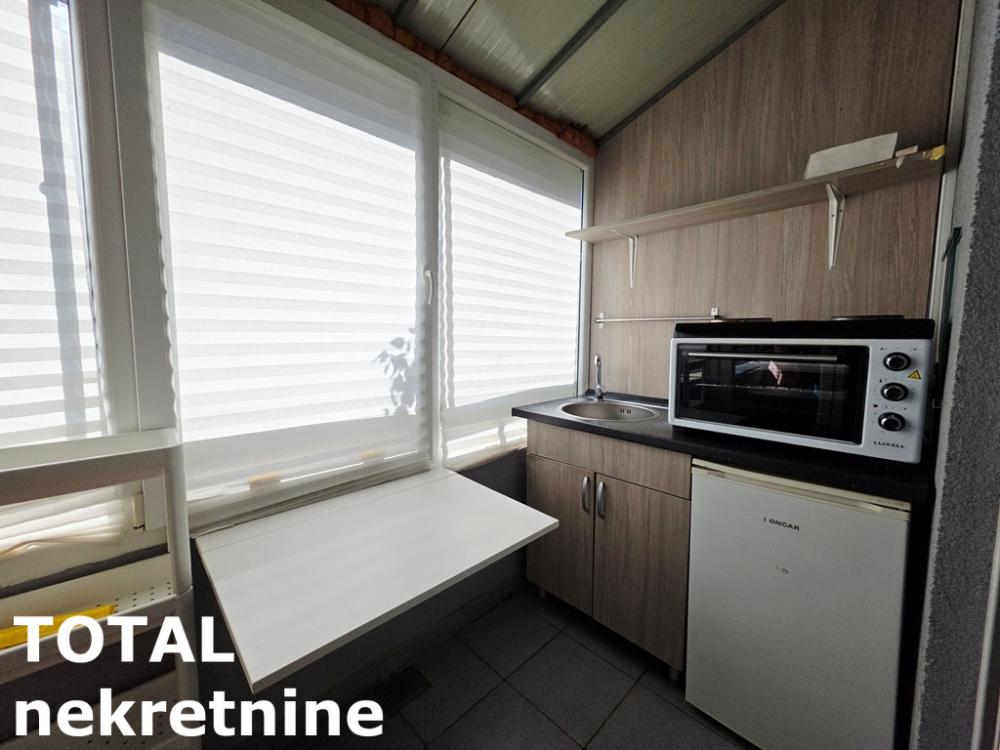 Slika 9 - Stan,NOVI SAD,CENTAR,kv: 29.00, € 88400, ID: 1102593