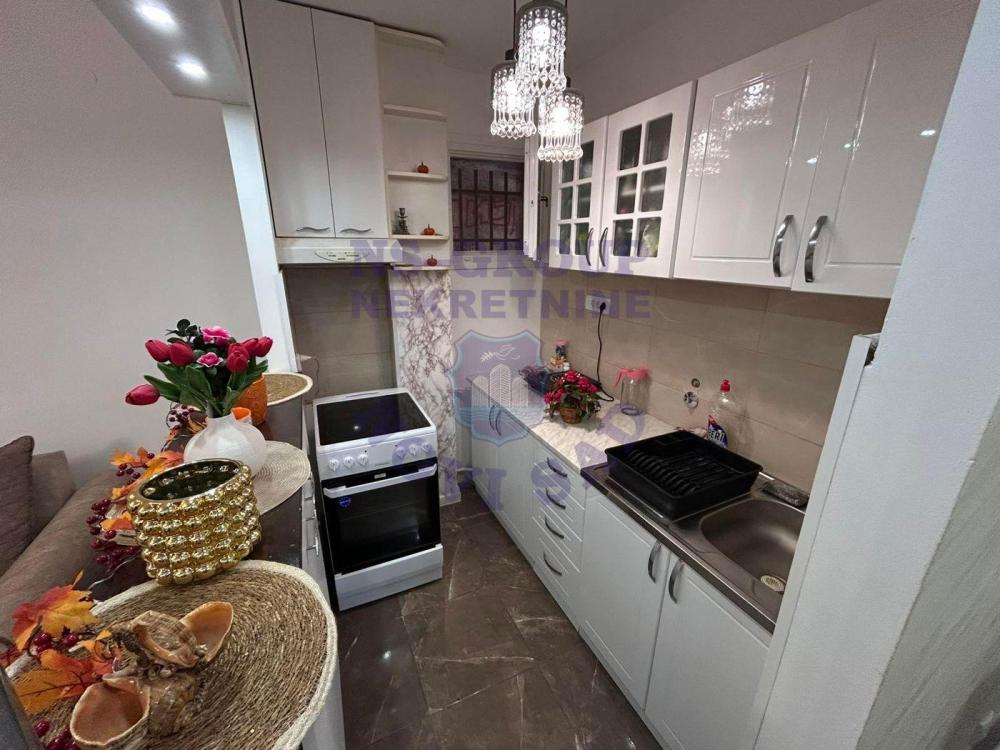 Slika 3 - Odlican dvosoban stan na Novom Naselju 