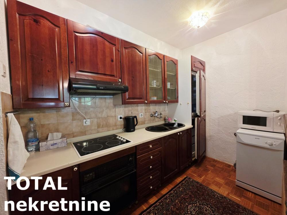 Slika 8 - Stan,NOVI SAD,SAJAM,kv: 83.00, € 180000, ID: 1102282