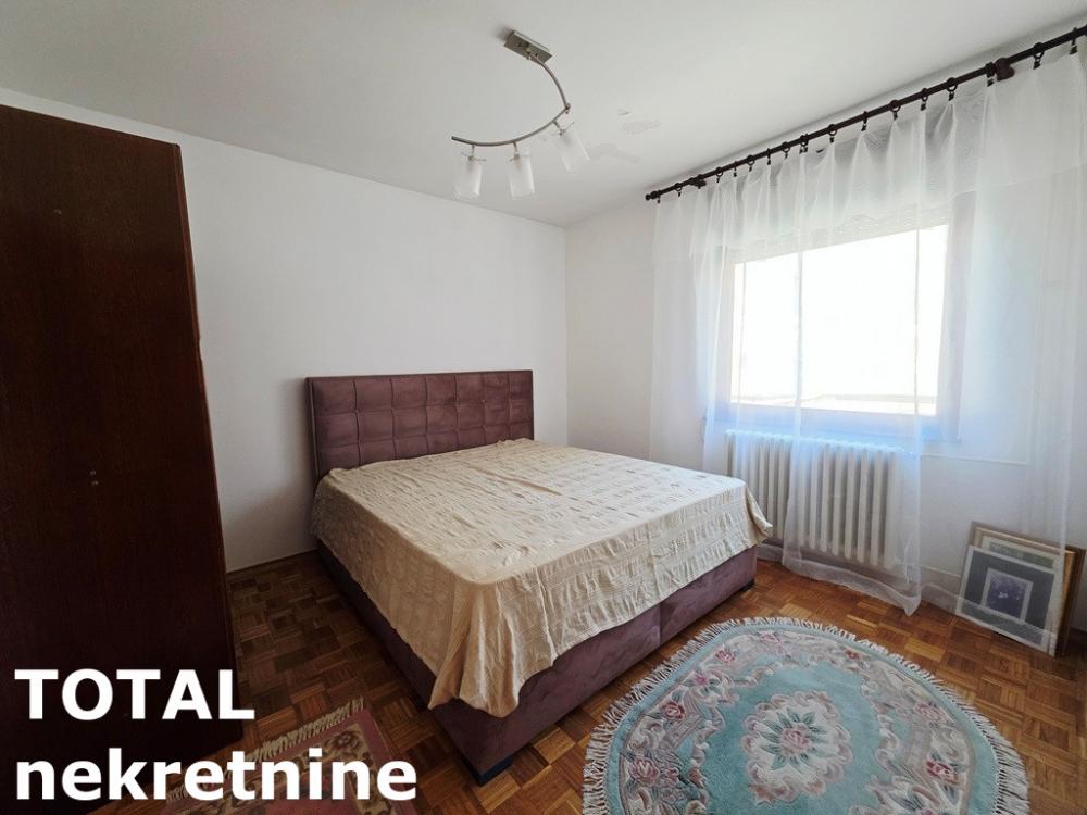 Slika 9 - Stan,NOVI SAD,SAJAM,kv: 83.00, € 180000, ID: 1102282