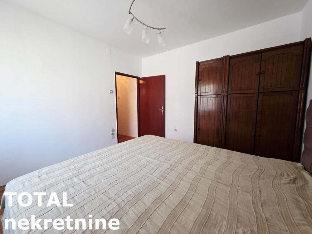 Slika 11 - Stan,NOVI SAD,SAJAM,kv: 83.00, € 180000, ID: 1102282