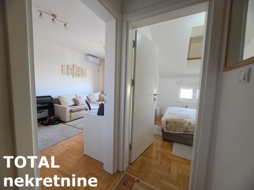 Slika 8 - Stan,NOVI SAD,BULEVAR PATRIJARHA PAVLA,kv: 36.00, € 129600, ID: 1102599