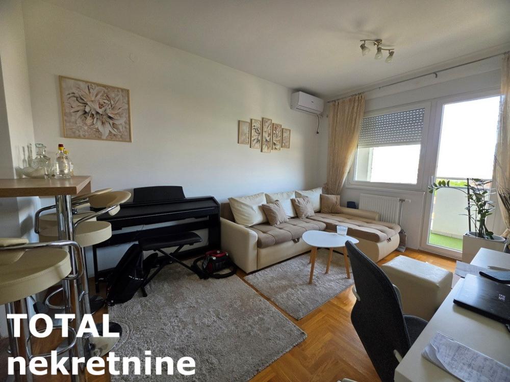 Slika 2 - Stan,NOVI SAD,BULEVAR PATRIJARHA PAVLA,kv: 36.00, € 129600, ID: 1102599