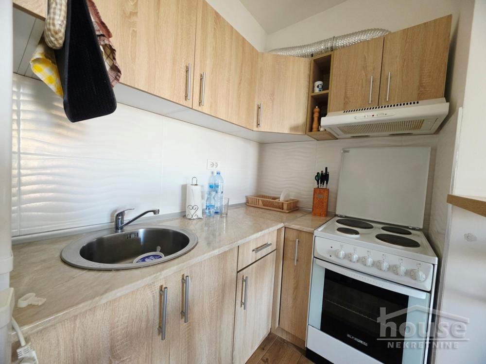 Slika 11 - Stan,NOVI SAD,BULEVAR PATRIJARHA PAVLA,kv: 36.00, € 129600, ID: 1065751